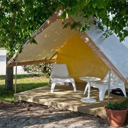 Camping Porte Des Vosges 3*
