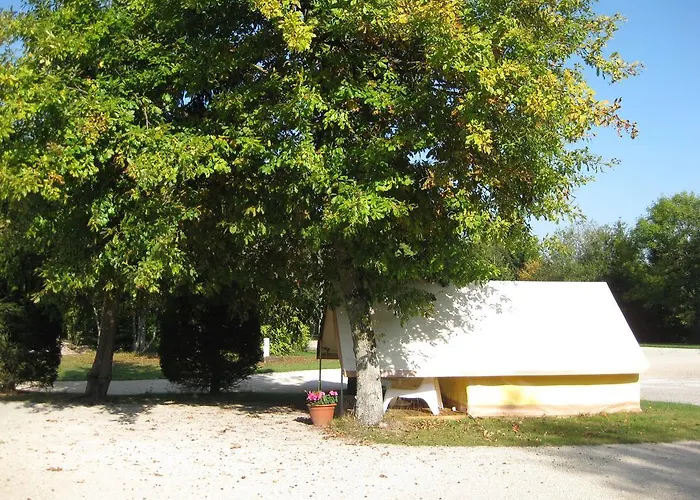 Porte Des Vosges Kemp Bulgnéville